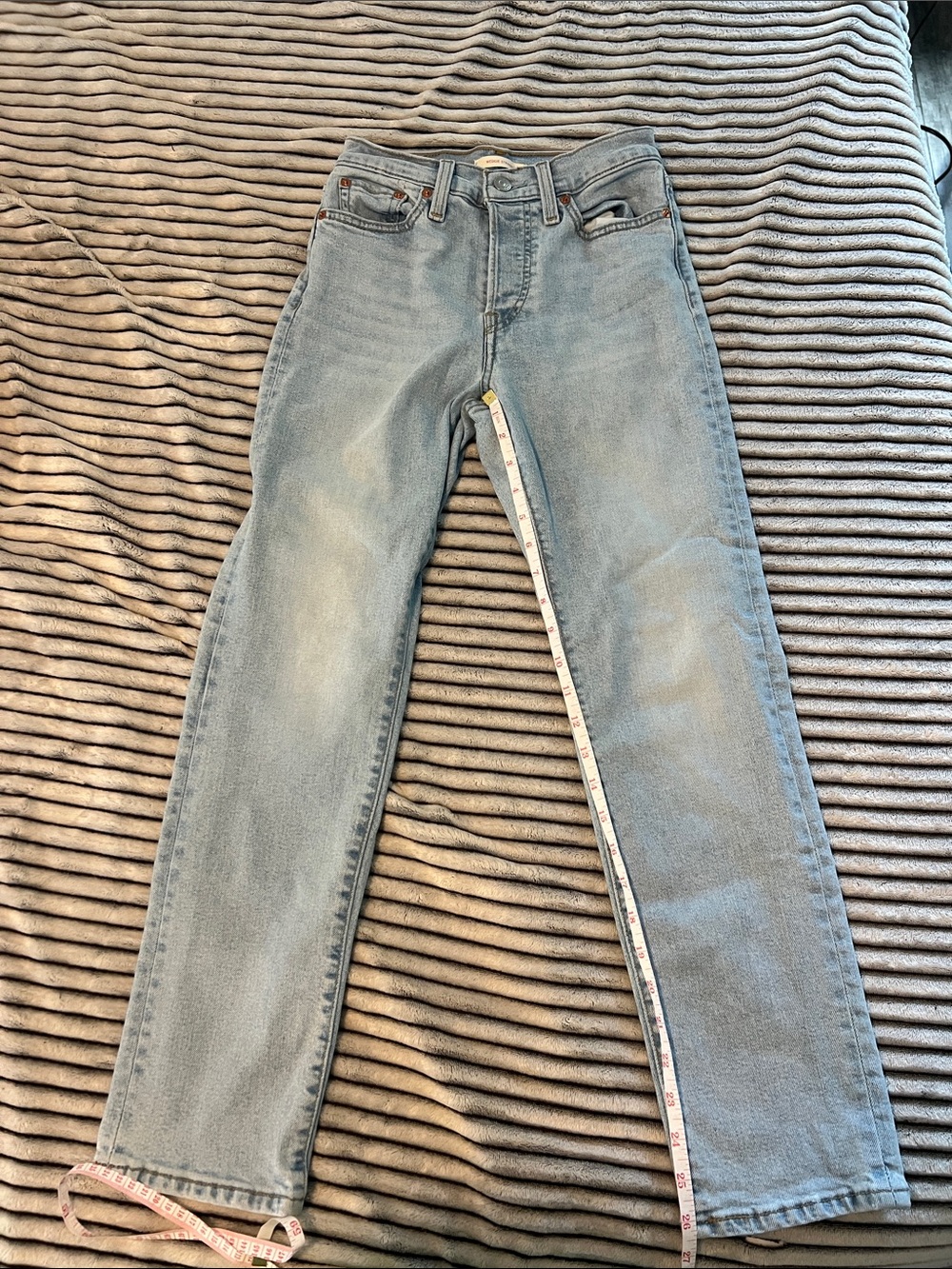 Levi’s wedgie straight jeans